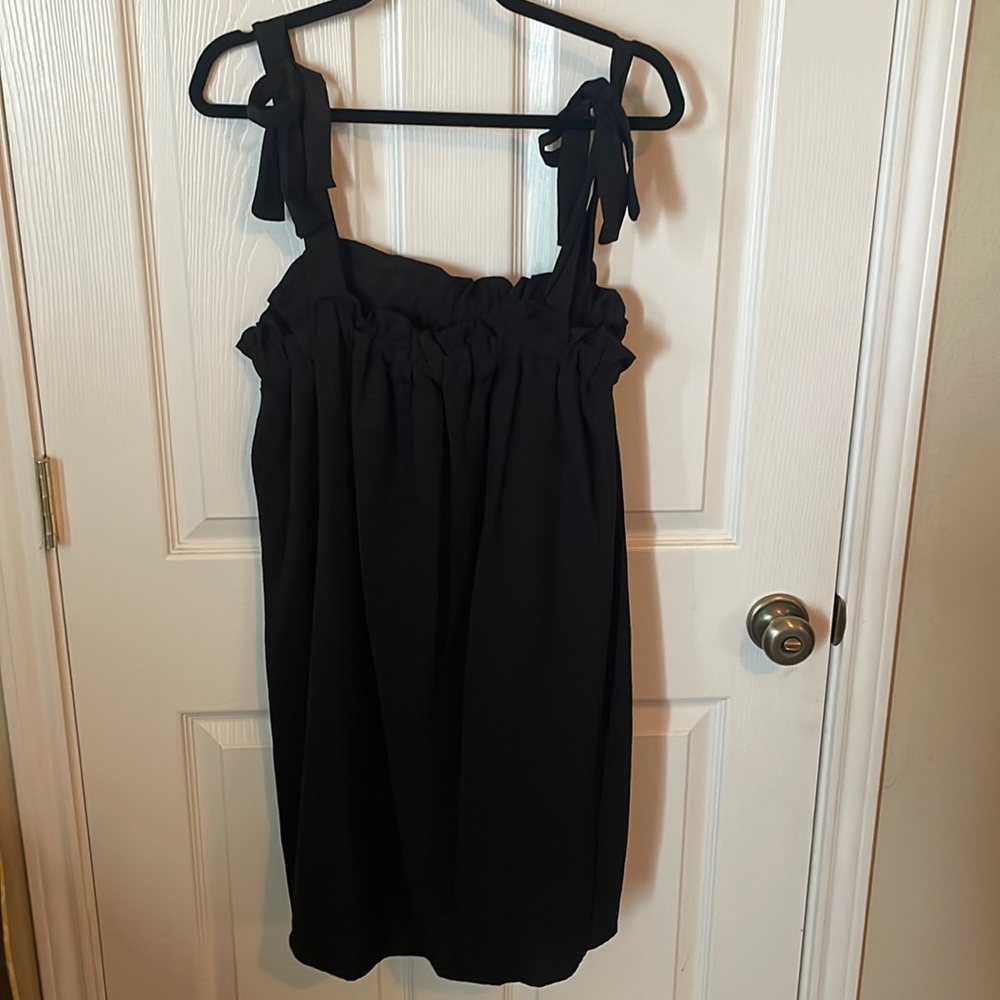 Black tie dress